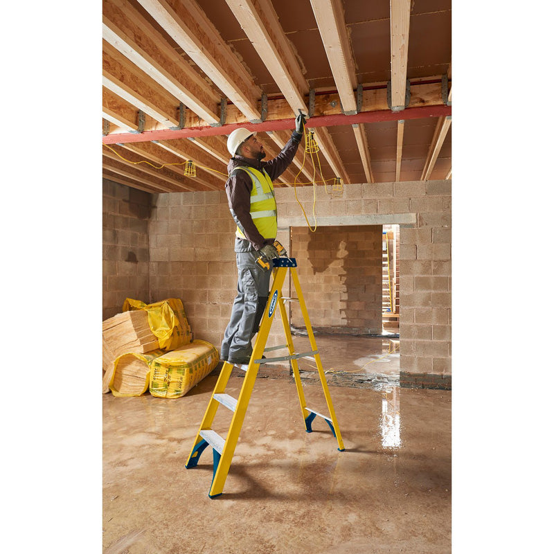 Werner Fibreglass Swingback Step Ladder 6 Tread SWH 2.59m